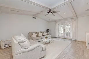 5027 Yarwell Dr, Houston, TX 77096 - Photo 10