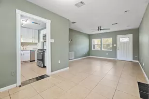 108 Bonita Ave, Galveston, TX 77550 - Photo 8