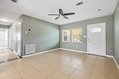 108 Bonita Avenue, Galveston, TX 77550 - Photo 6