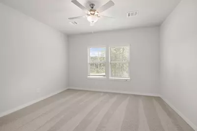 16968 Hazelnut Drive, Conroe, TX 77302 - Photo 8