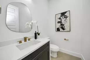 7911 Lynette St, Houston, TX 77028 - Photo 8