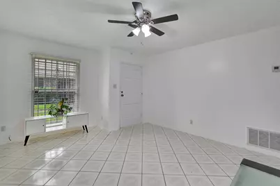 9436 Neuens Road #9436, Houston, TX 77080 - Photo 4
