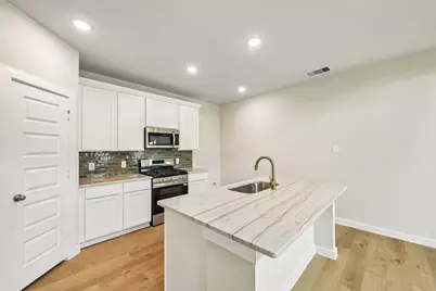 25534 Blossom Court, Montgomery, TX 77316 - Photo 6