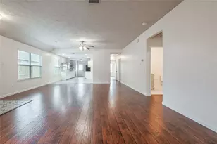 13418 High Banks Ln, Houston, TX 77034 - Photo 10