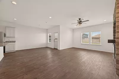1706 Cooper Bluff Court, Richmond, TX 77469 - Photo 6