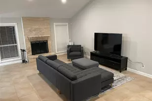 16007 Mill Point Dr, Houston, TX 77059 - Photo 12