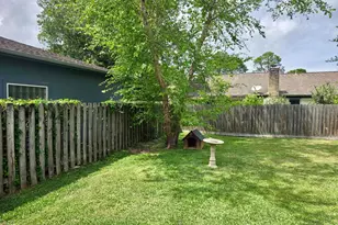 16007 Mill Point Dr, Houston, TX 77059 - Photo 8