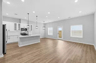 412 Stonework Landing Ln, Houston, TX 77076 - Photo 4