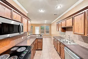 16551 Pentonshire Ln, Houston, TX 77090 - Photo 18