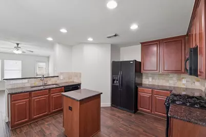 31039 Sundance Woods Court, Spring, TX 77386 - Photo 12