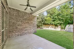 170 Hearthshire Cir, The Woodlands, TX 77354 - Photo 36