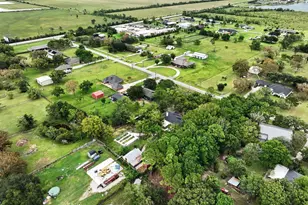 142 Happy Hollow St, Alvin, TX 77511 - Photo 42