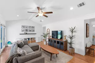 102 Enchanted Oaks Ct, Spring, TX 77388 - Photo 32