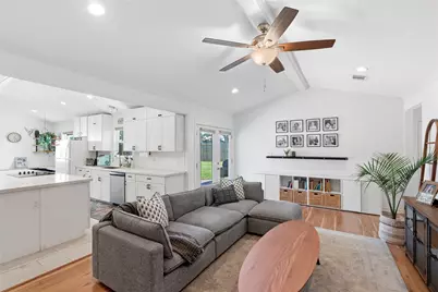 102 Enchanted Oaks Court, Spring, TX 77388 - Photo 2