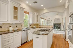4007 Gramercy St, Houston, TX 77025 - Photo 12