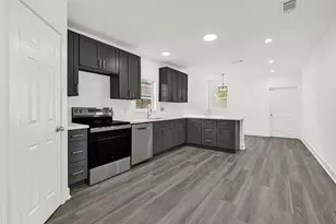 3004 Wayne St, Houston, TX 77026 - Photo 8