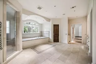 1 Gage Ct, Houston, TX 77024 - Photo 16