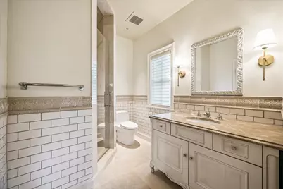 1 Gage Court, Houston, TX 77024 - Photo 24