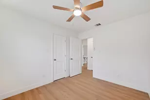 6622 Moss Rose St, Houston, TX 77087 - Photo 32