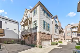 1621 W 23rd St, Houston, TX 77008 - Photo 2