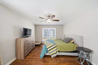 15019 Pearhaven Drive, Houston, TX 77062 - Photo 14