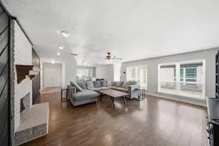 15019 Pearhaven Dr, Houston, TX 77062 - Photo 6