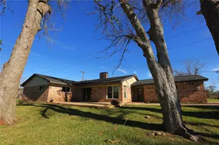 113 Old Angleton Rd, Lake Jackson, TX 77566 - Photo 4