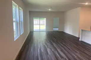 31003 Gayle Prairie Oaks St, Waller, TX 77484 - Photo 4