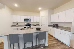 5914 Mercer St, Conroe, TX 77303 - Photo 2