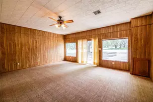 1805 11th St, Hempstead, TX 77445 - Photo 6