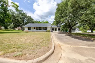 1805 11th St, Hempstead, TX 77445 - Photo 22