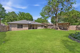 2014 Pincher Creek Dr, Spring, TX 77386 - Photo 2