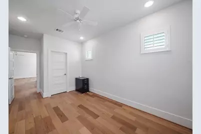 812 E 24th Street, Houston, TX 77009 - Photo 32