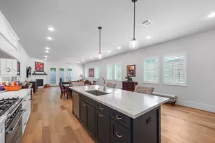 812 E 24th St, Houston, TX 77009 - Photo 8