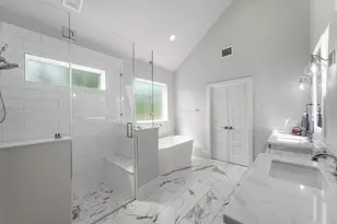 812 E 24th St, Houston, TX 77009 - Photo 24