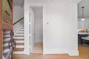 812 E 24th St, Houston, TX 77009 - Photo 4