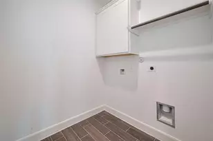 1051 Comal Trl, Dayton, TX 77535 - Photo 26