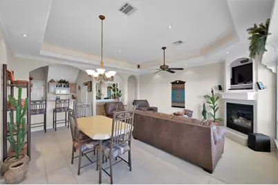 15 Regency Point, Conroe, TX 77356 - Photo 8