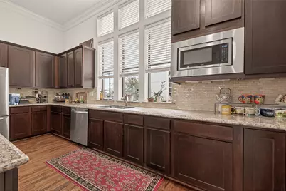 3217 Maxroy Street, Houston, TX 77008 - Photo 4