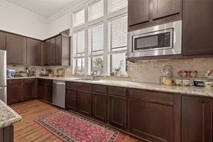 3217 Maxroy St, Houston, TX 77008 - Photo 4