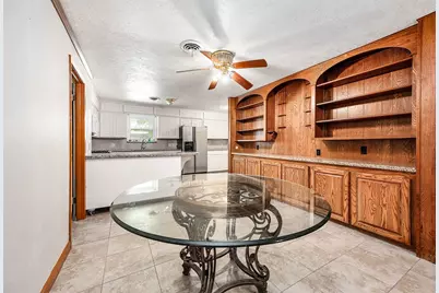 5813 Russell Lane, Baytown, TX 77521 - Photo 10