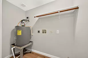 111 N 4th St, La Porte, TX 77571 - Photo 26