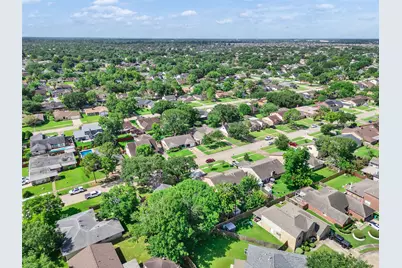 9947 Sagebud Lane, Houston, TX 77089 - Photo 8