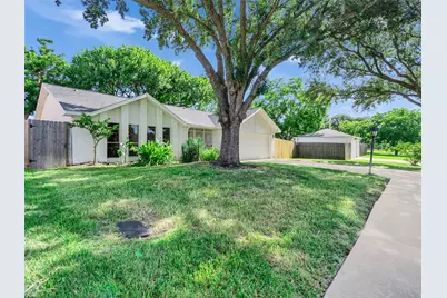 9947 Sagebud Lane, Houston, TX 77089 - Photo 12