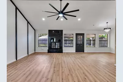 9947 Sagebud Lane, Houston, TX 77089 - Photo 18