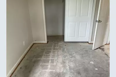 609 W 6th Street, Sweeny, TX 77480 - Photo 6