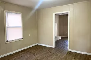 946 Milam St, Liberty, TX 77575 - Photo 6