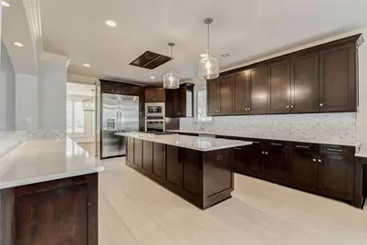 5410 Valerie St, Bellaire, TX 77401 - Photo 12