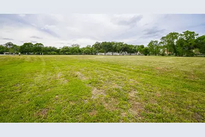 1307 Horseshoe Drive, Sugar Land, TX 77478 - Photo 14