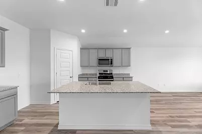 5640 Spoonbill Drive, Orange, TX 77632 - Photo 2